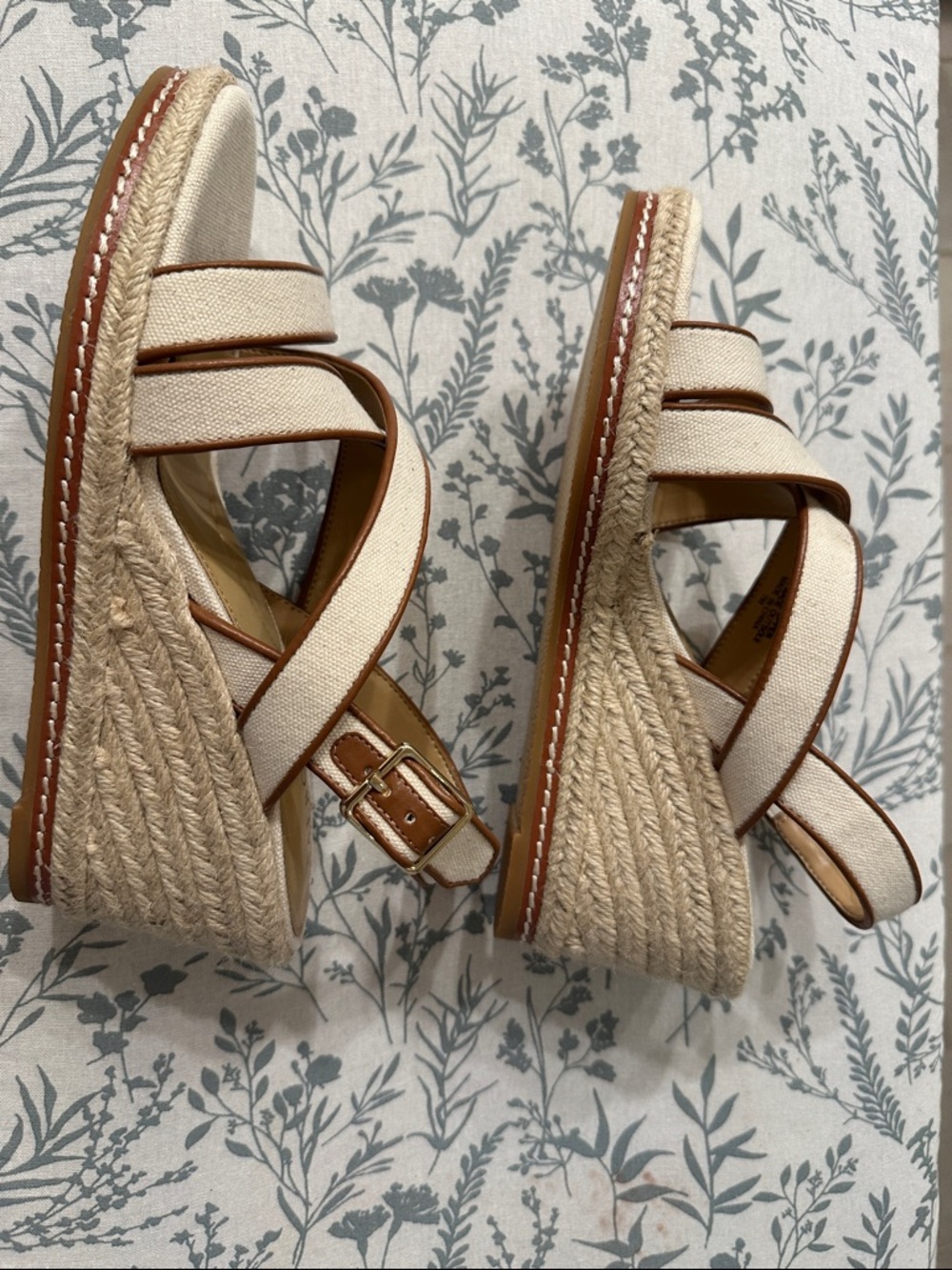 NWT Talbots Cream Canvas Wedge Sandals with Brown Trim